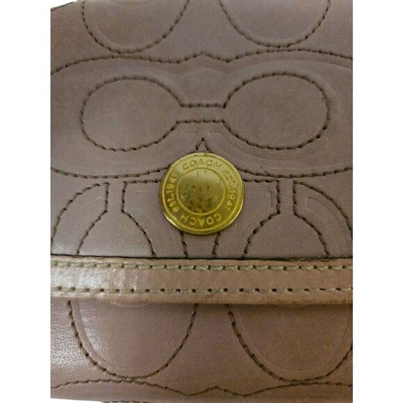 Coach, lilac trifold wallet. - Picture 2 of 6